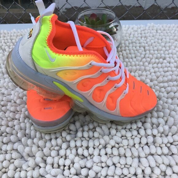 Nike Shoes - NIKE AIR VAPORMAX RUNNING SHOES 2017